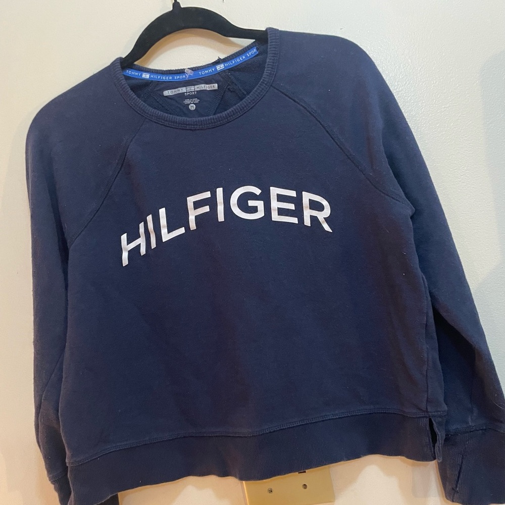 Tommy Hilfiger Sport Navy Blue Sweatshirt. Size M
